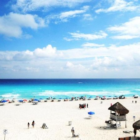 Mio Cancun Hotel Boutique Kültér fotó Playa delfines